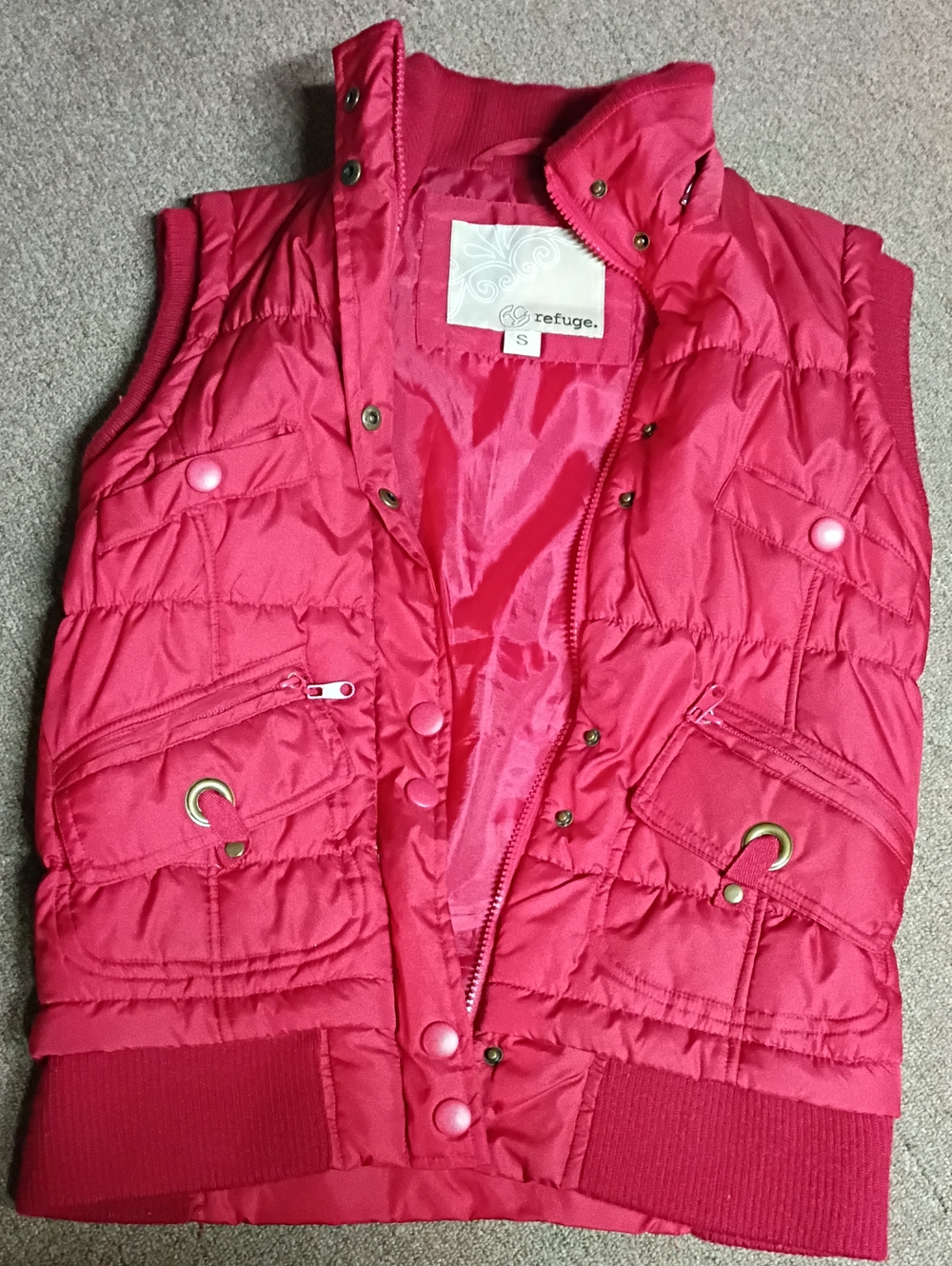 Refuge Red Puffer vest